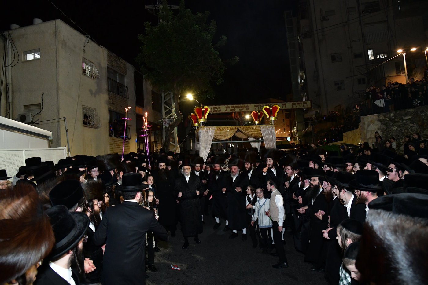 הכנסת ס"ת בסערט ויז'ניץ