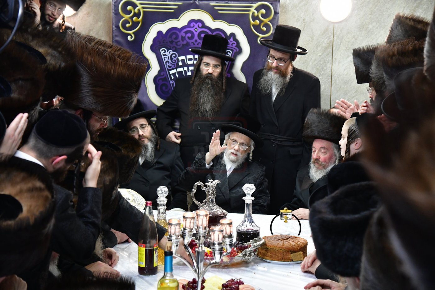 הכנסת ס"ת בסערט ויז'ניץ