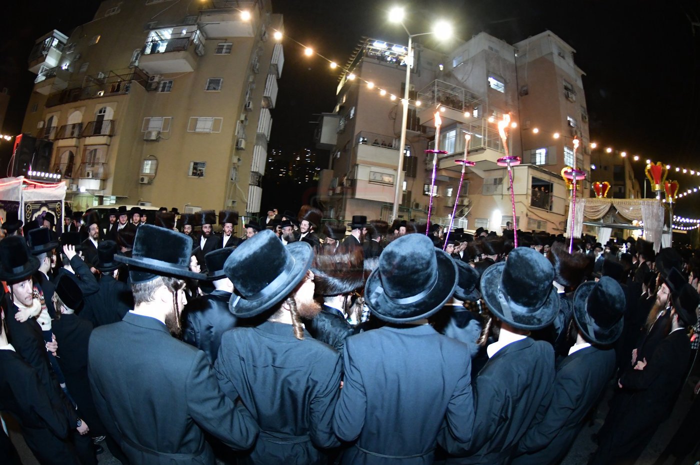 הכנסת ס"ת בסערט ויז'ניץ