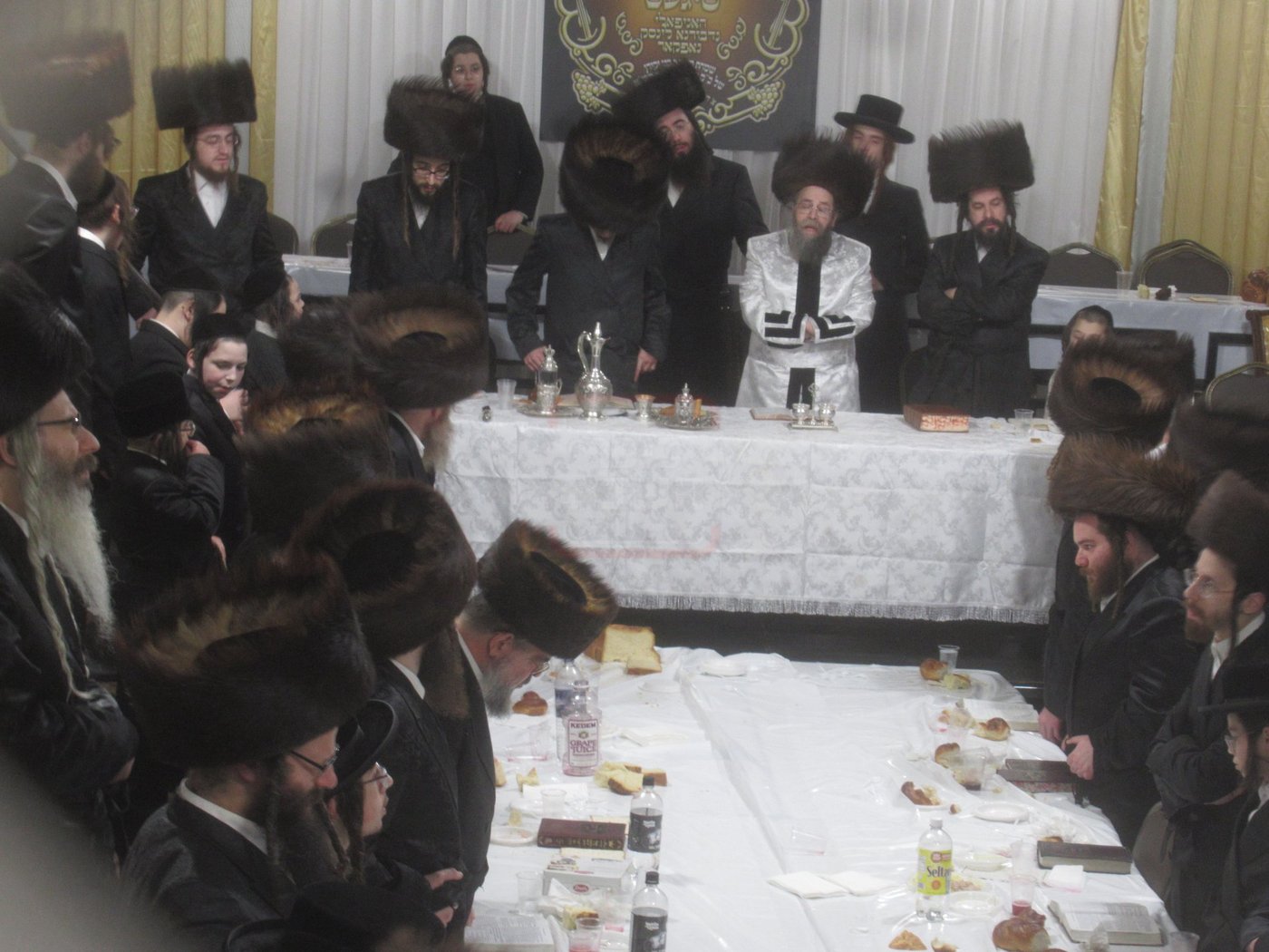 פארשפיל בחצה"ק קרעטשניף סיגט ווילאמסבורג