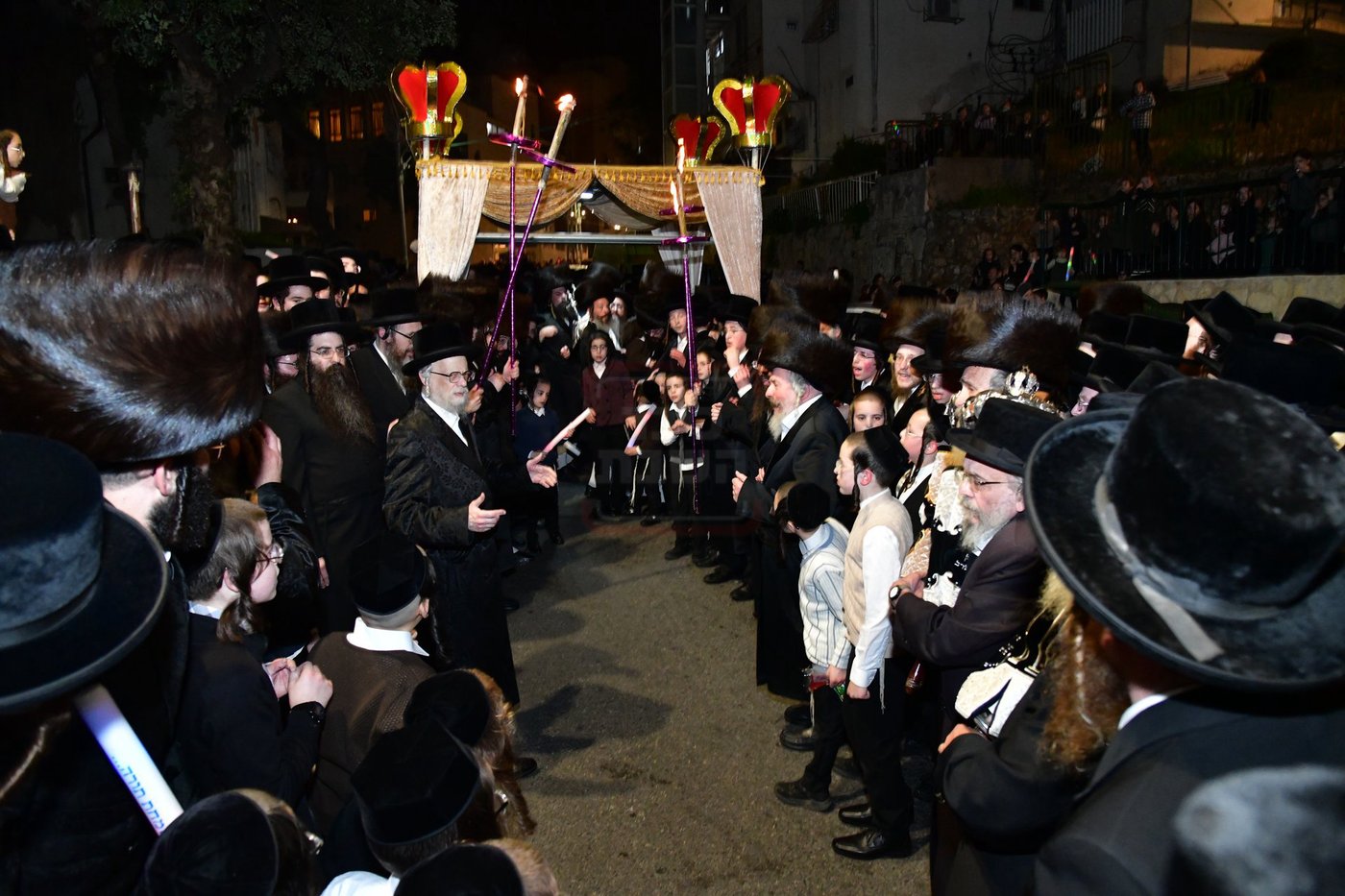 הכנסת ס"ת בסערט ויז'ניץ