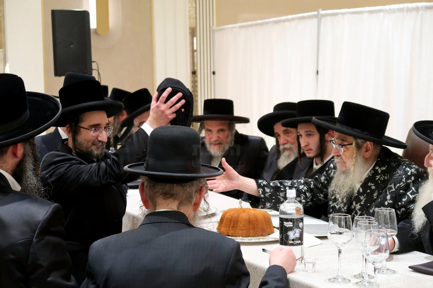 שמחת בית סאטמר - דושינסקיא