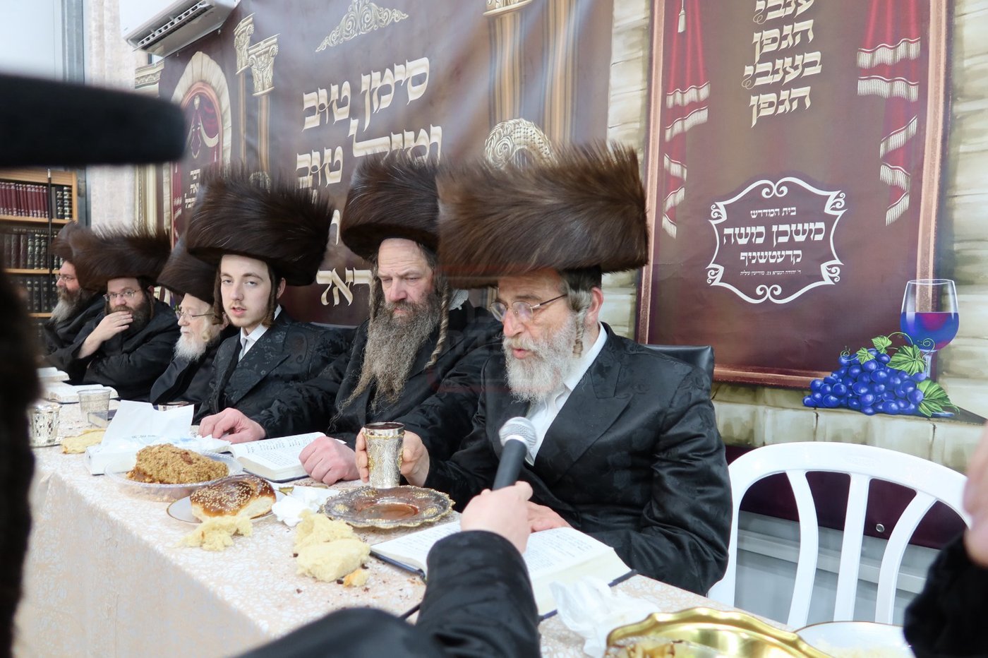 שמחת שבע ברכות לנכדת האדמו"ר מקרעטשניף