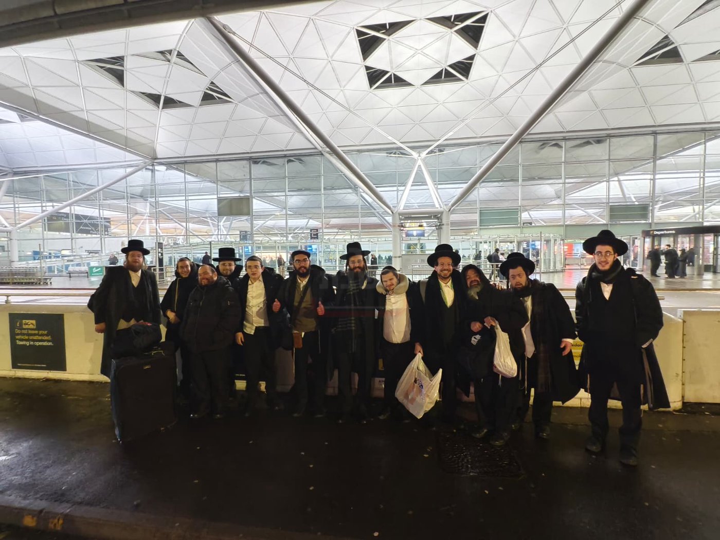 ישיבת אהובים מלונדון בטיול בהונגריה