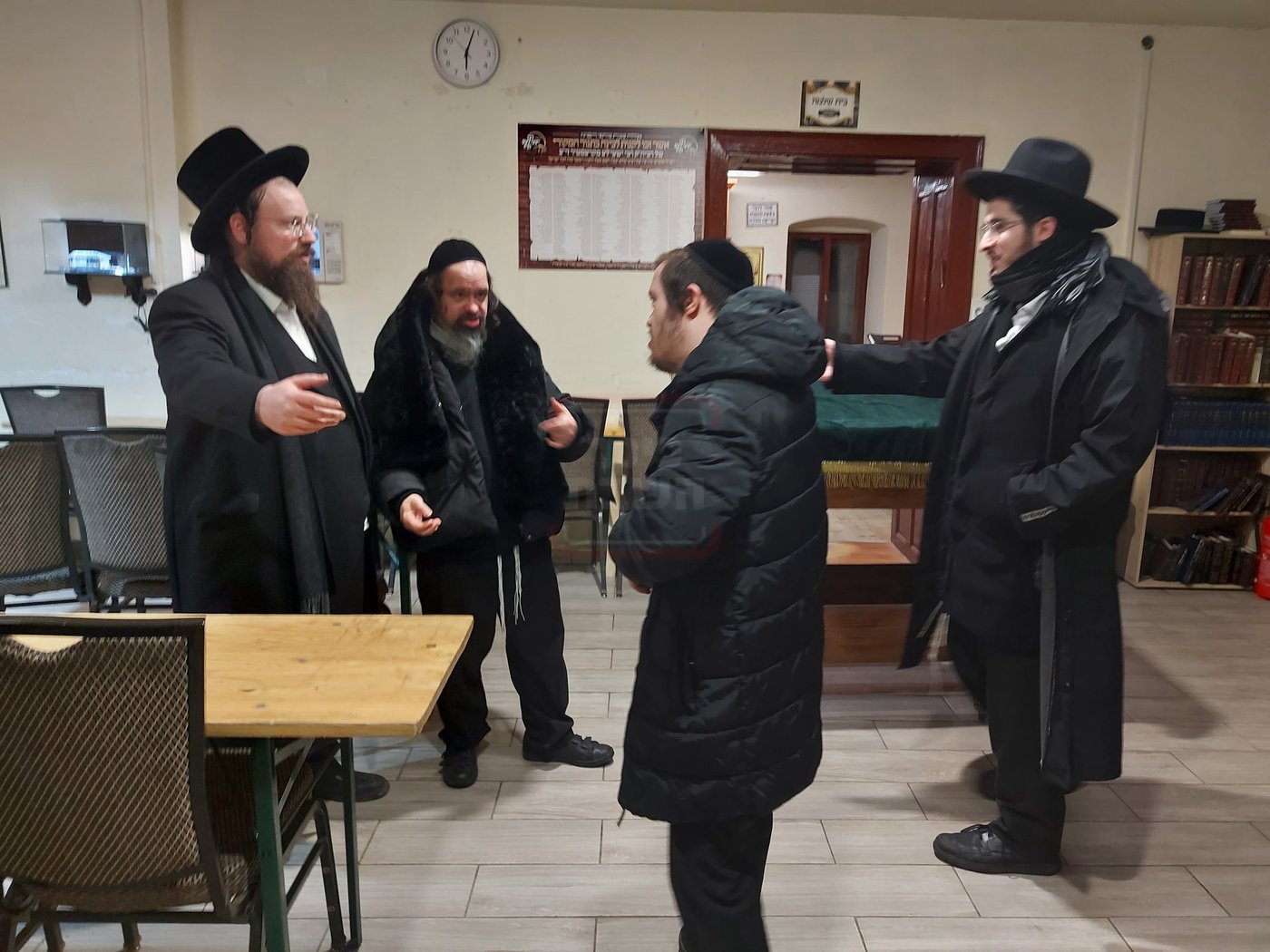 ישיבת אהובים מלונדון בטיול בהונגריה