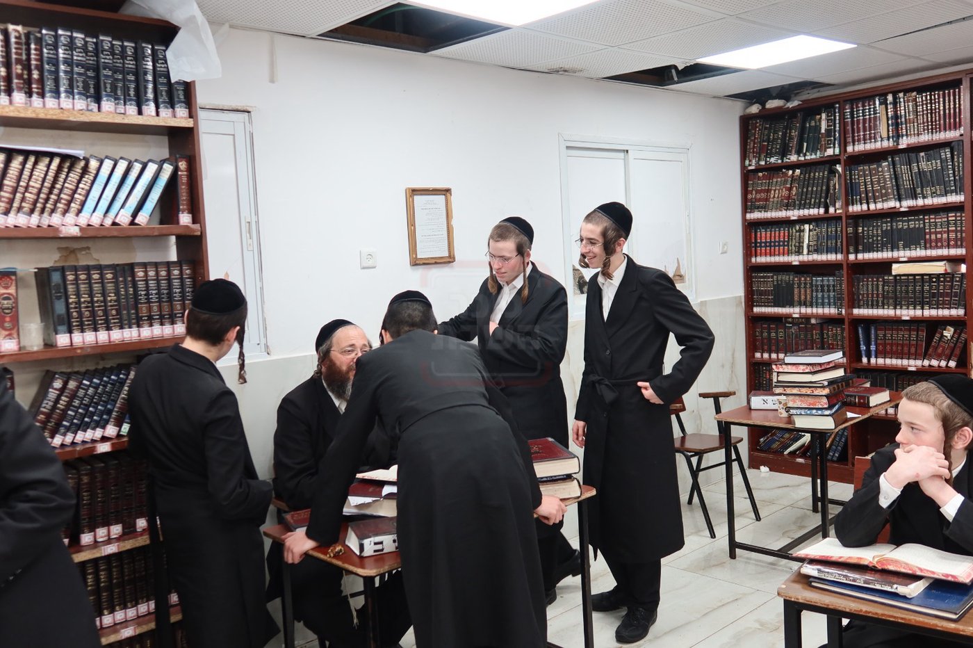 נעילת ימי השובבי"ם בישיבת זוויעהיל