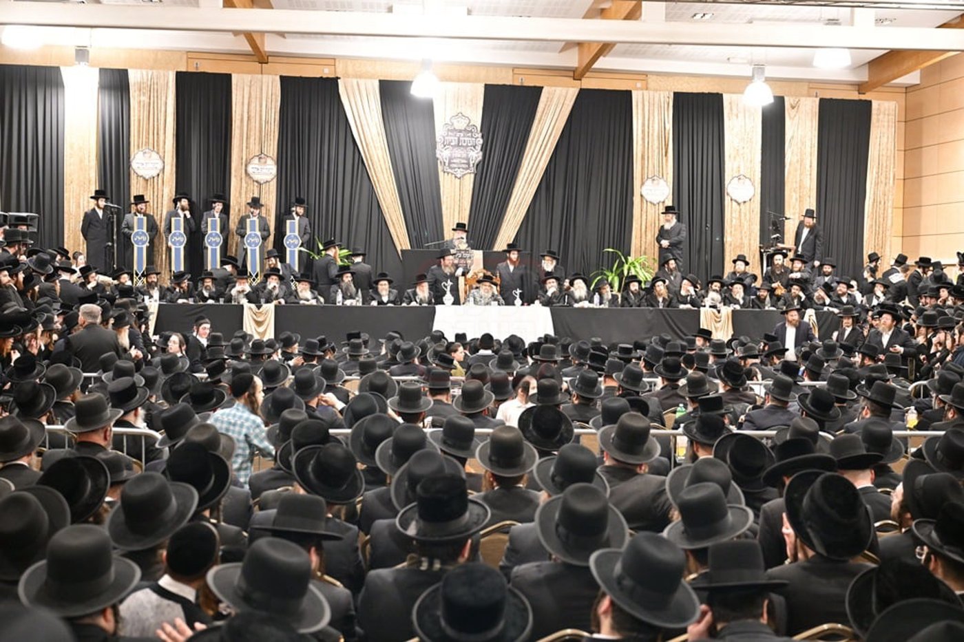 האדמו"ר מסאטמר בביקור הוד במאנשטעסער