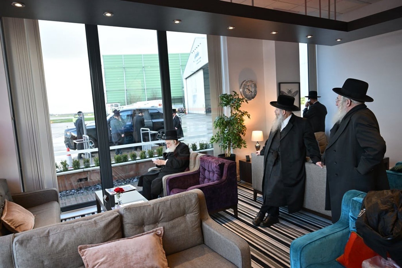 האדמו"ר מסאטמר במטוס בדרך למאנשטעסטער