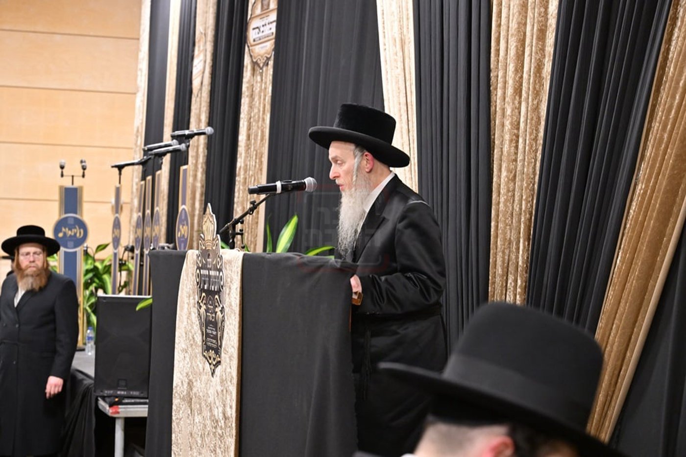 האדמו"ר מסאטמר בביקור הוד במאנשטעסער