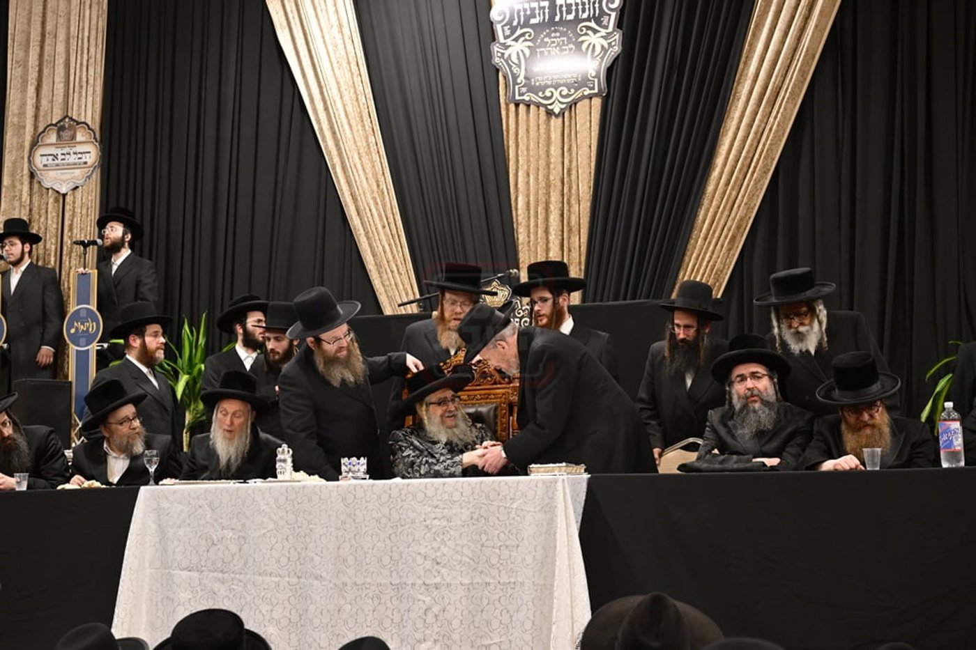 האדמו"ר מסאטמר בביקור הוד במאנשטעסער