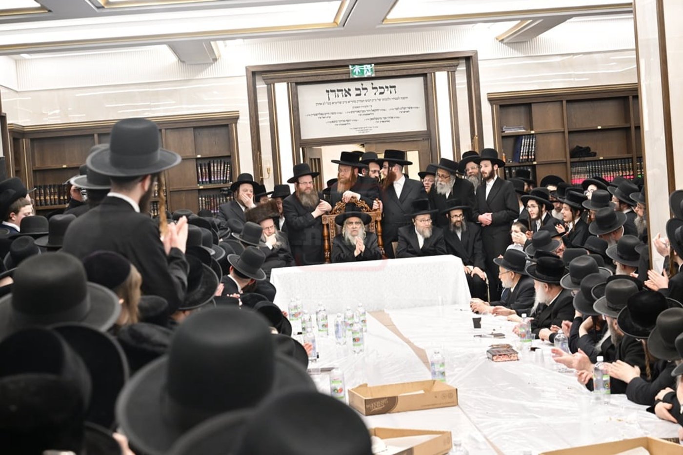 האדמו"ר מסאטמר בביקור הוד במאנשטעסער