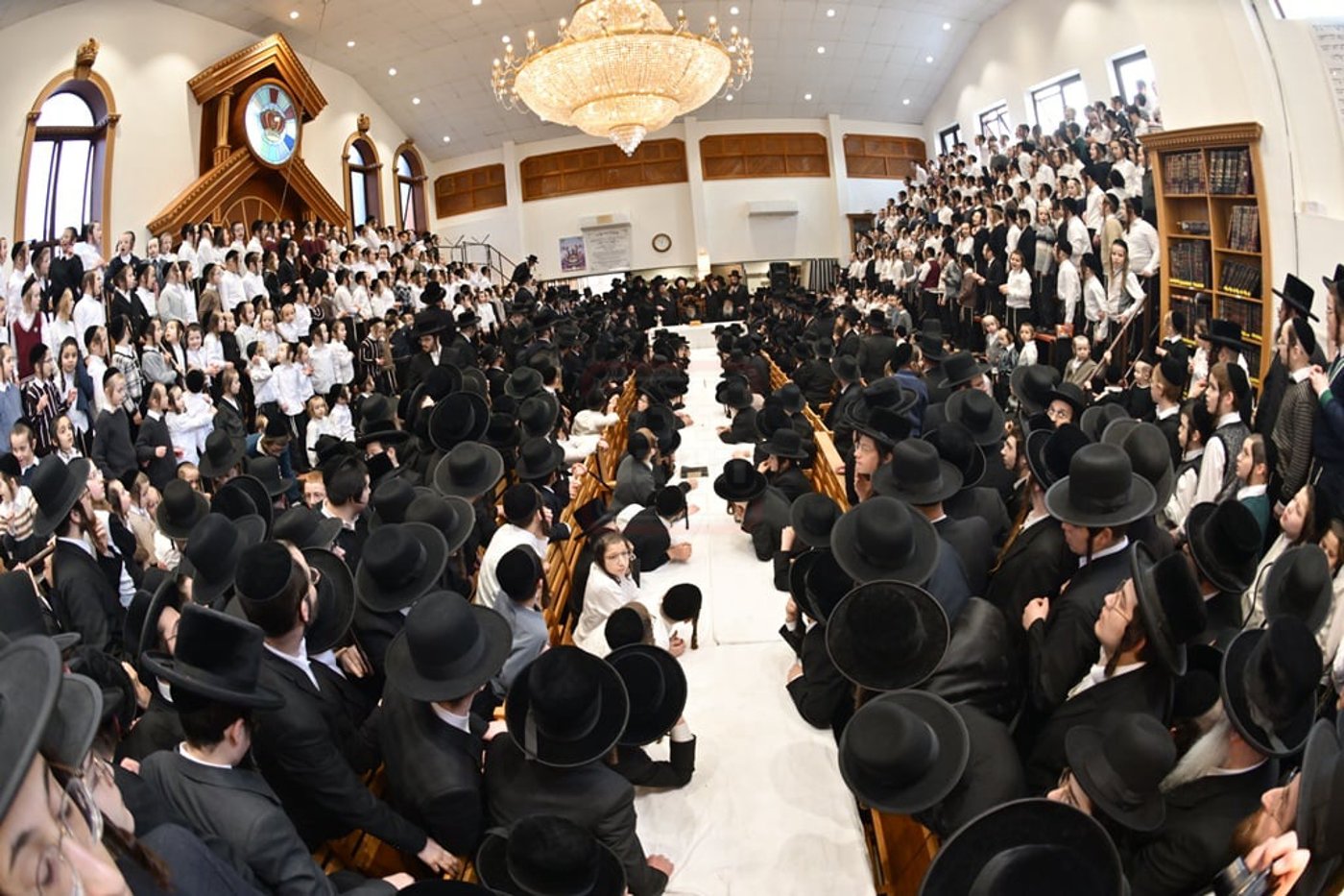 האדמו"ר מסאטמר בביקור הוד במאנשטעסער