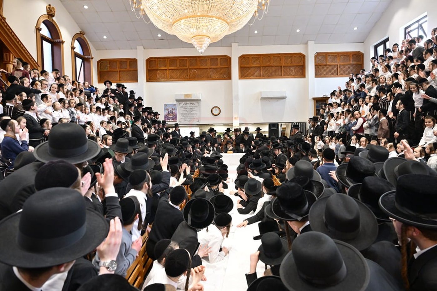 האדמו"ר מסאטמר בביקור הוד במאנשטעסער