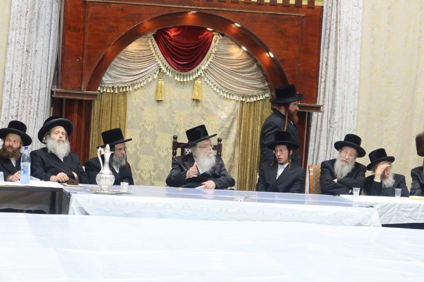 שמחת אירוסי נכדת האדמו"ר מדארג