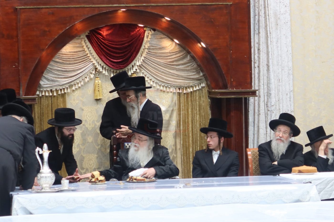 שמחת אירוסי נכדת האדמו"ר מדארג