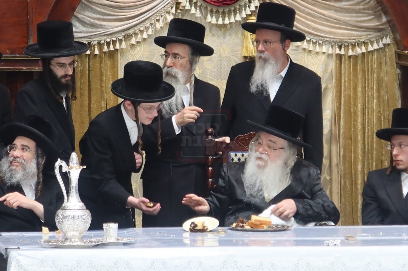 שמחת אירוסי נכדת האדמו"ר מדארג