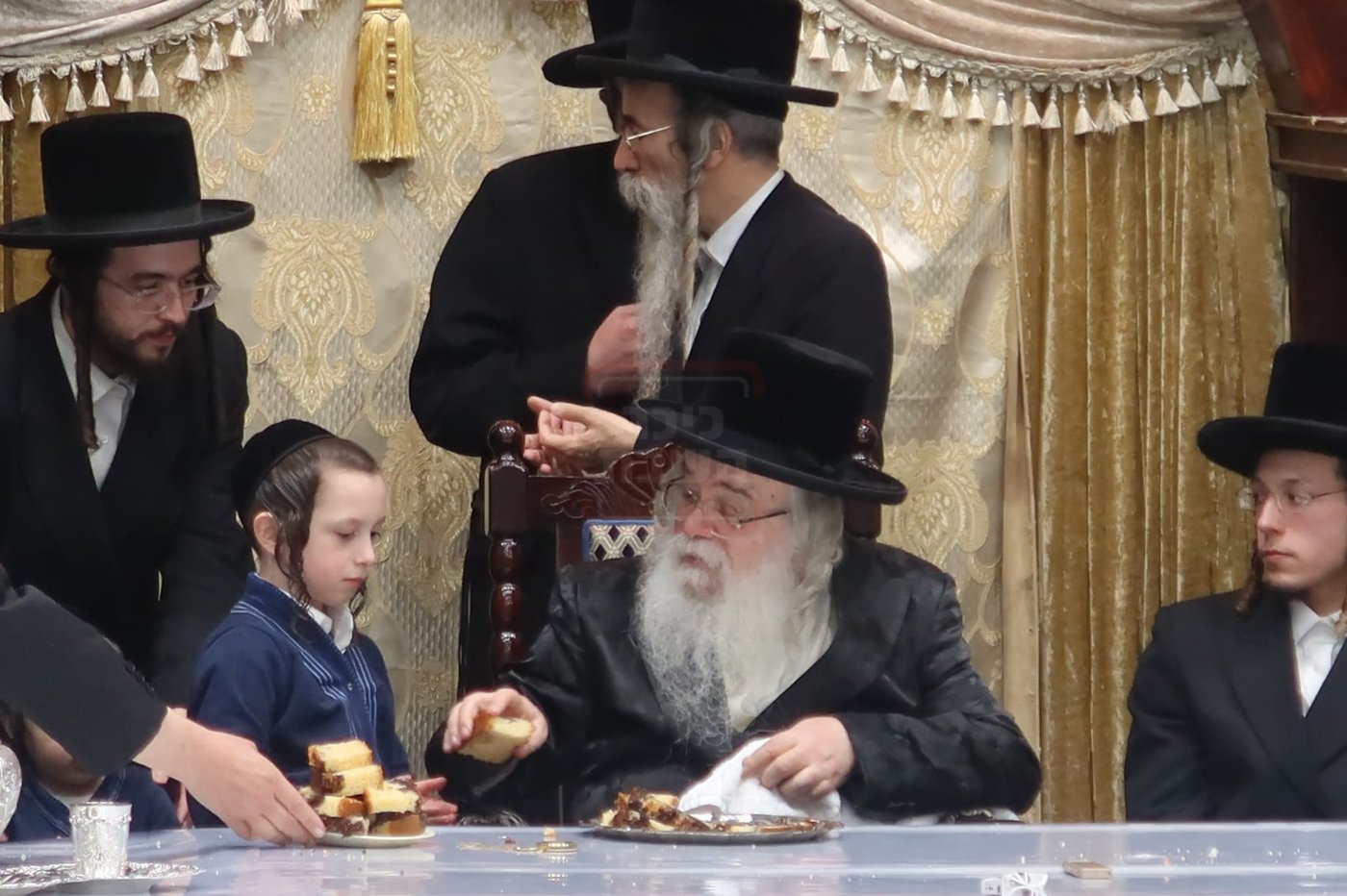 שמחת אירוסי נכדת האדמו"ר מדארג