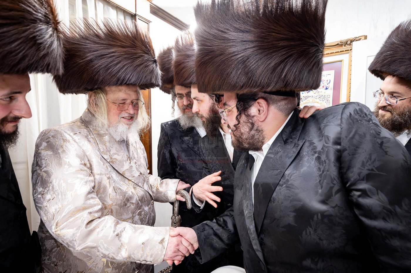 שמחת השבע ברכות בביתו של האדמו''ר ממונקאטש 