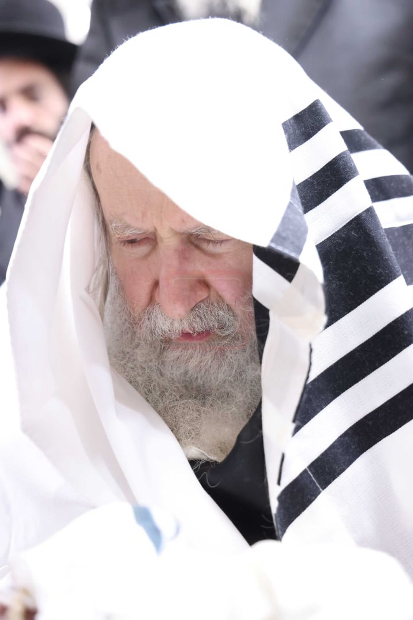 שמחת הברית בחצרות אמשינוב - קרעטשניף