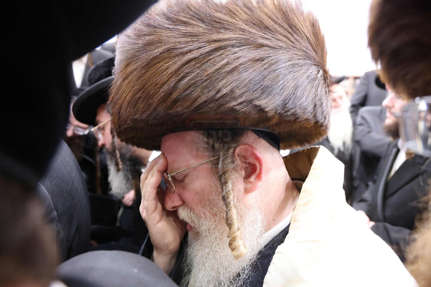 שמחת הברית בחצרות אמשינוב - קרעטשניף