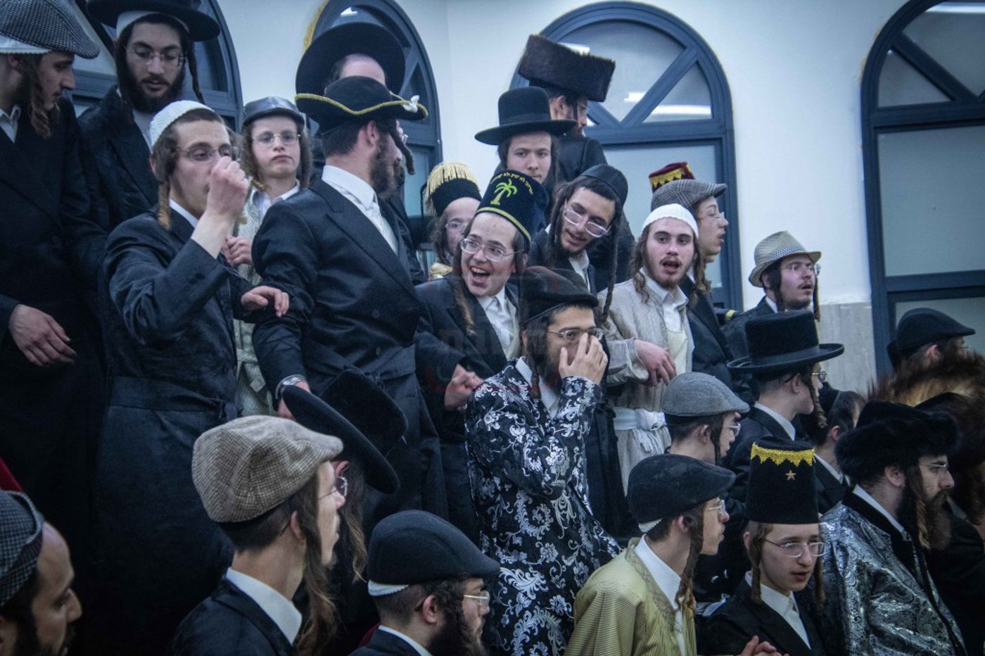 שושן פורים בחצה"ק ניקלשבורג