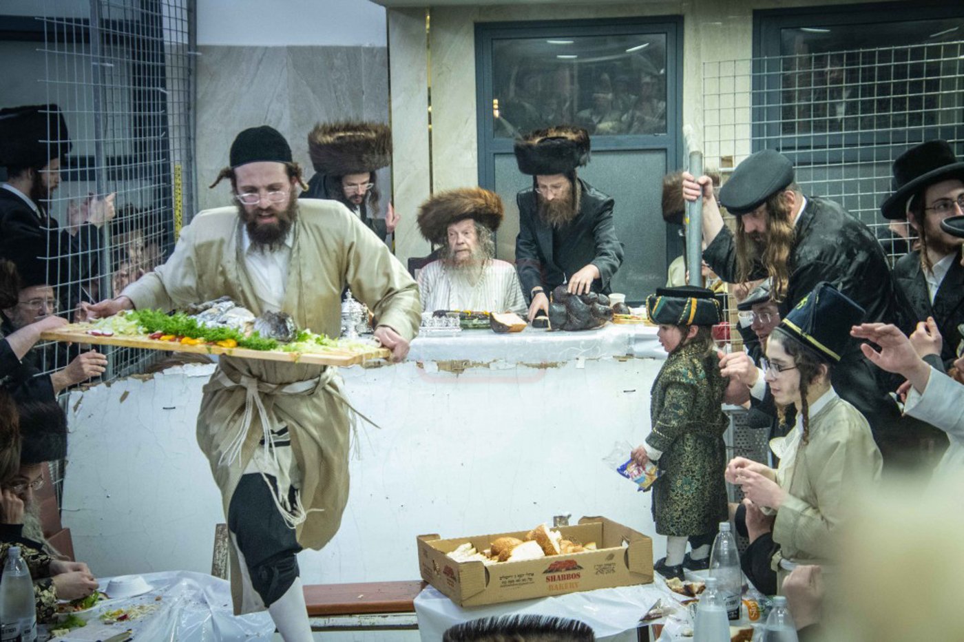 שושן פורים בחצה"ק ניקלשבורג