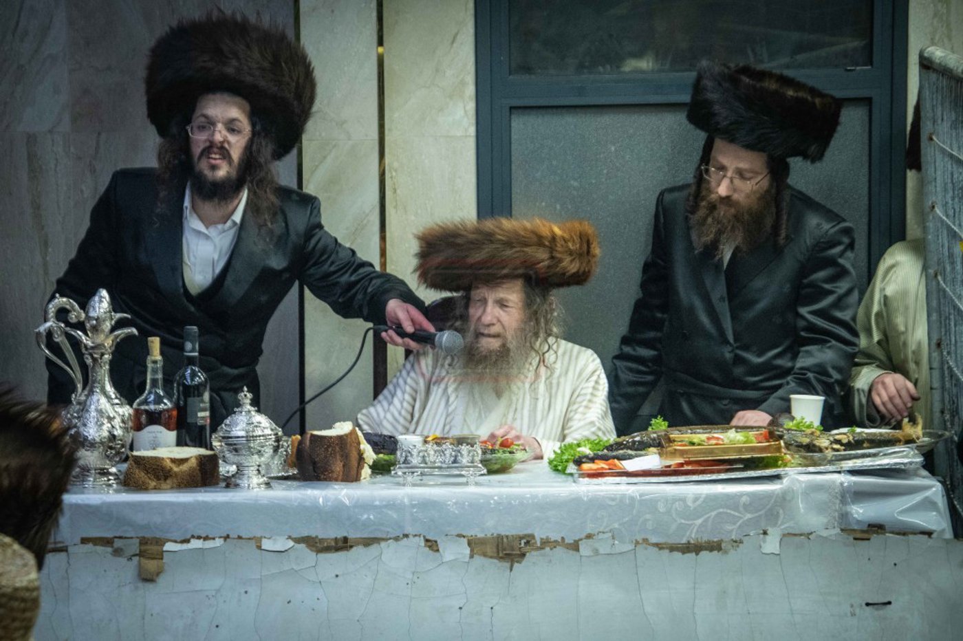 שושן פורים בחצה"ק ניקלשבורג