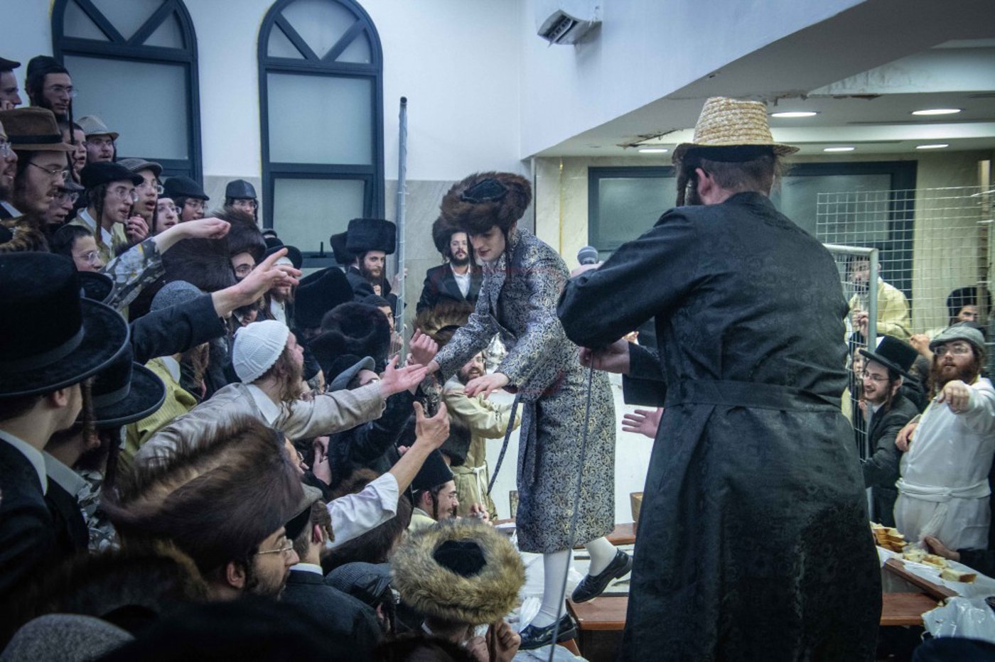 שושן פורים בחצה"ק ניקלשבורג