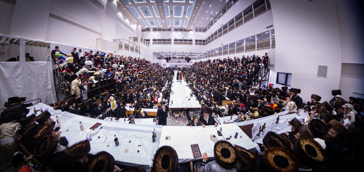 פורים בחצה"ק באבוב 45