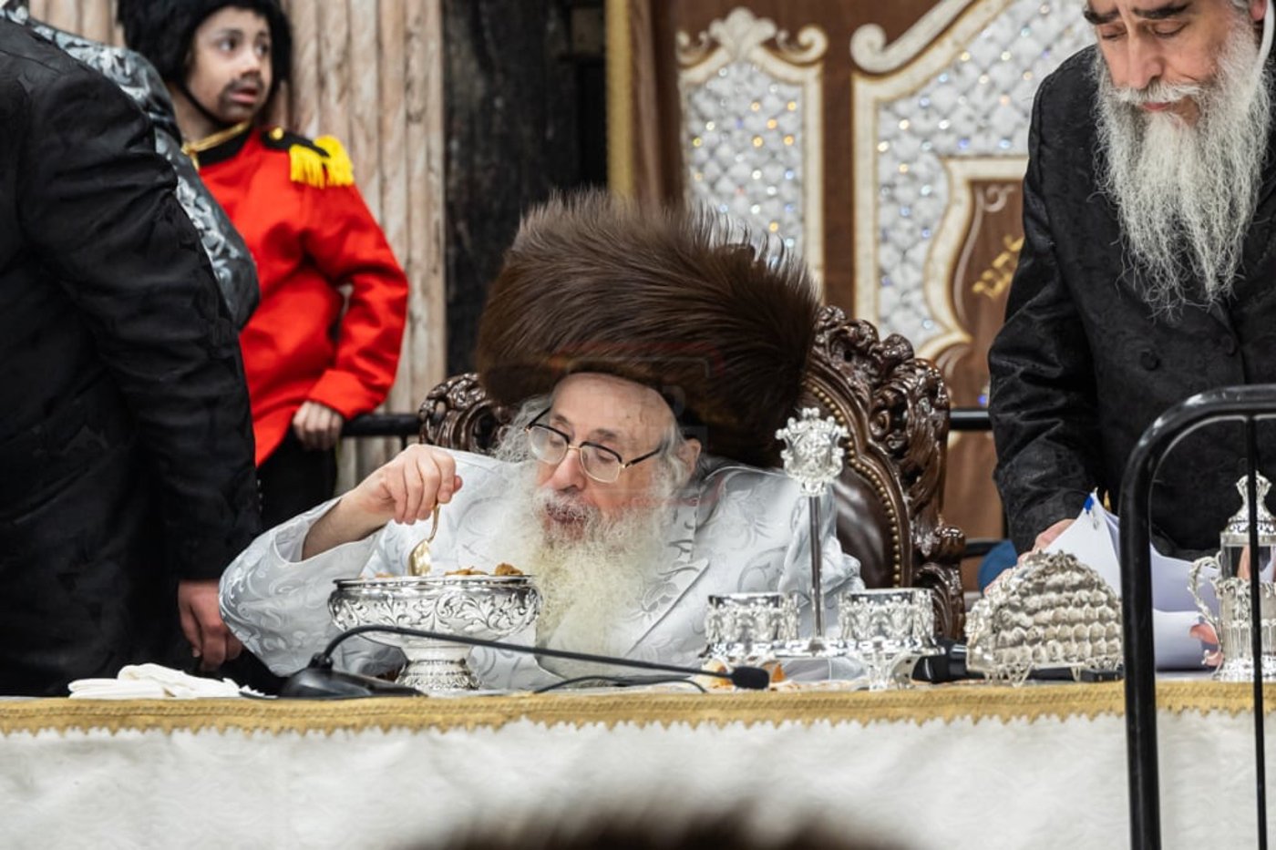 פורים בחצה"ק צאנז קלויזנבורג