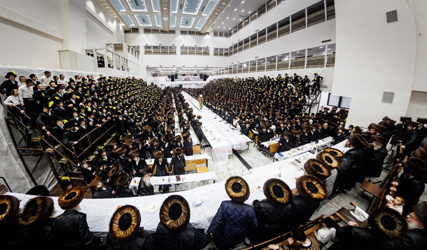 פורים בחצה"ק באבוב 45