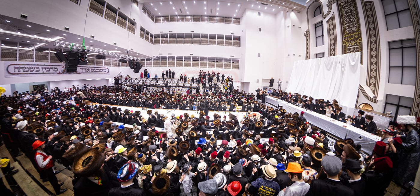 פורים בחצה"ק באבוב 45