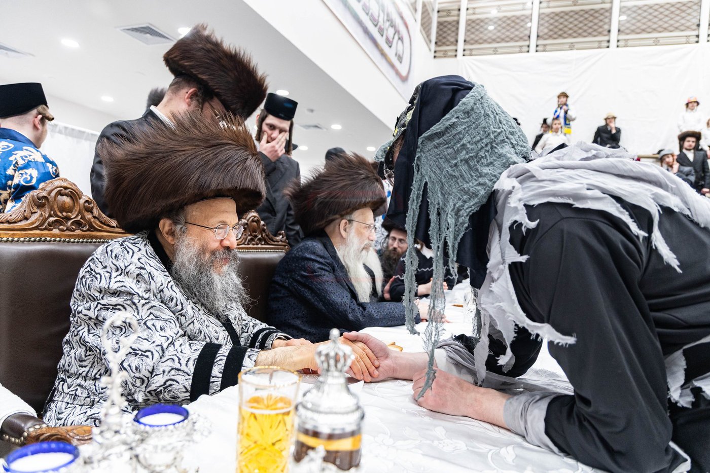 פורים בחצה"ק באבוב 45