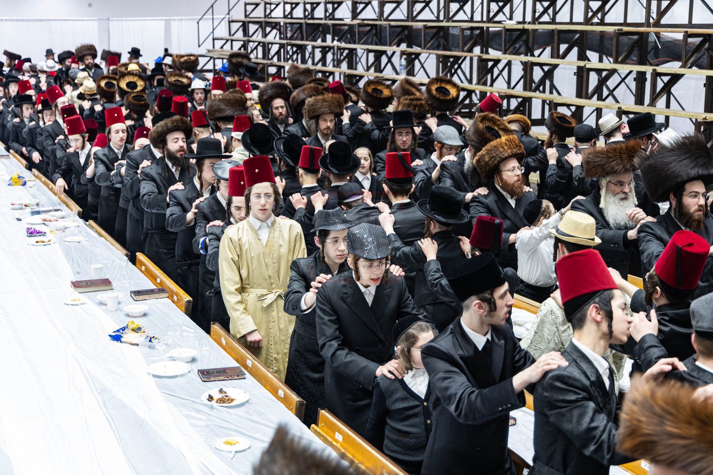 פורים בחצה"ק באבוב 45