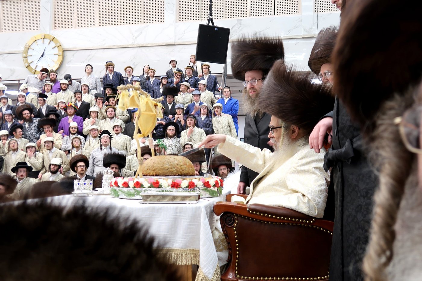 פורים בחצה"ק סאטמר