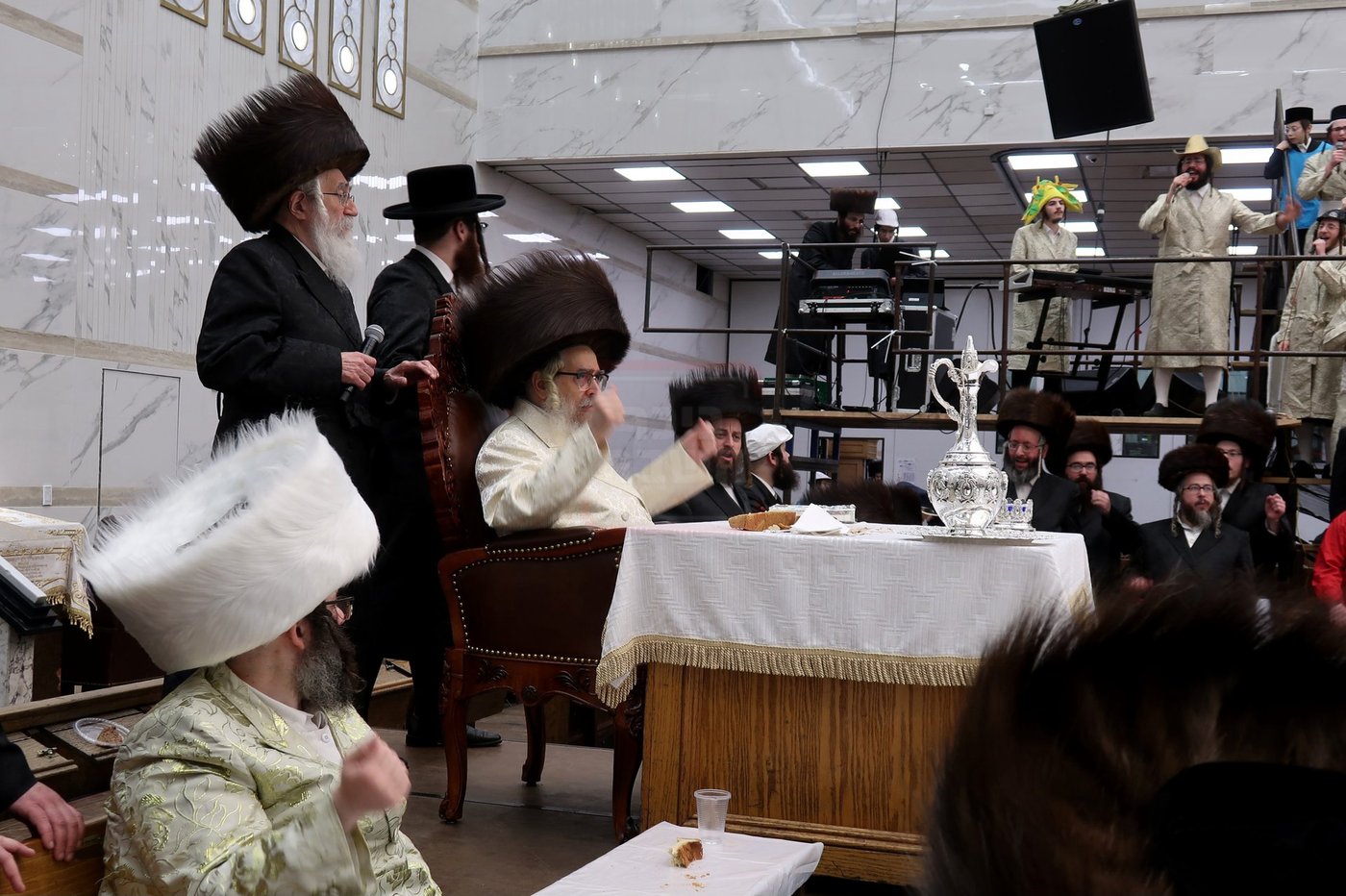 פורים בחצה"ק סאטמר