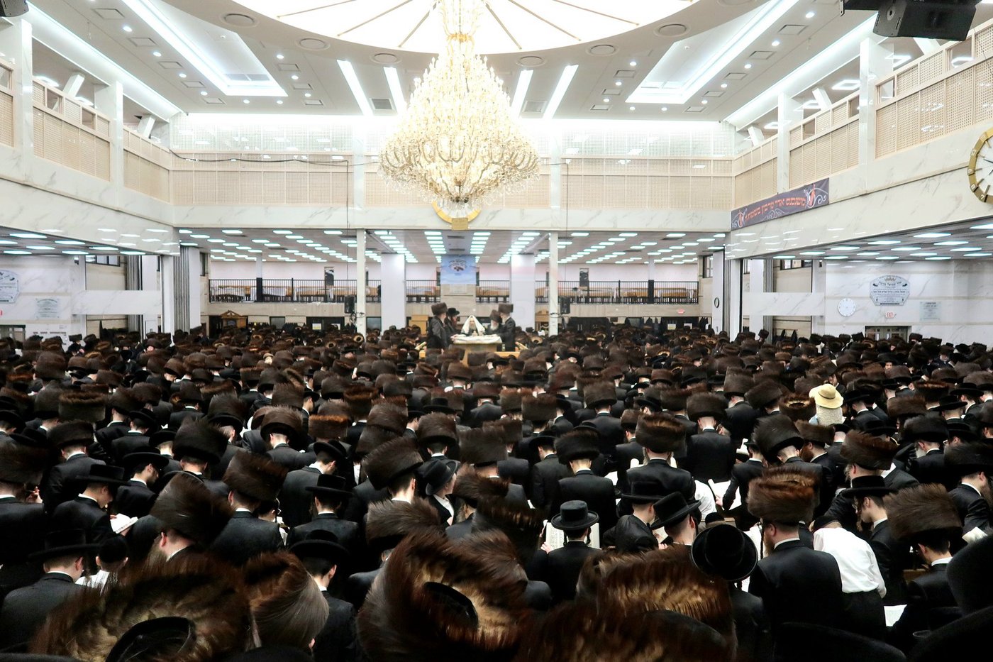 פורים בחצה"ק סאטמר