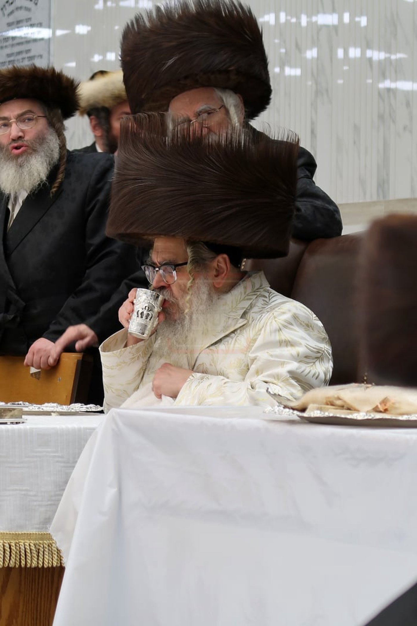 פורים בחצה"ק סאטמר
