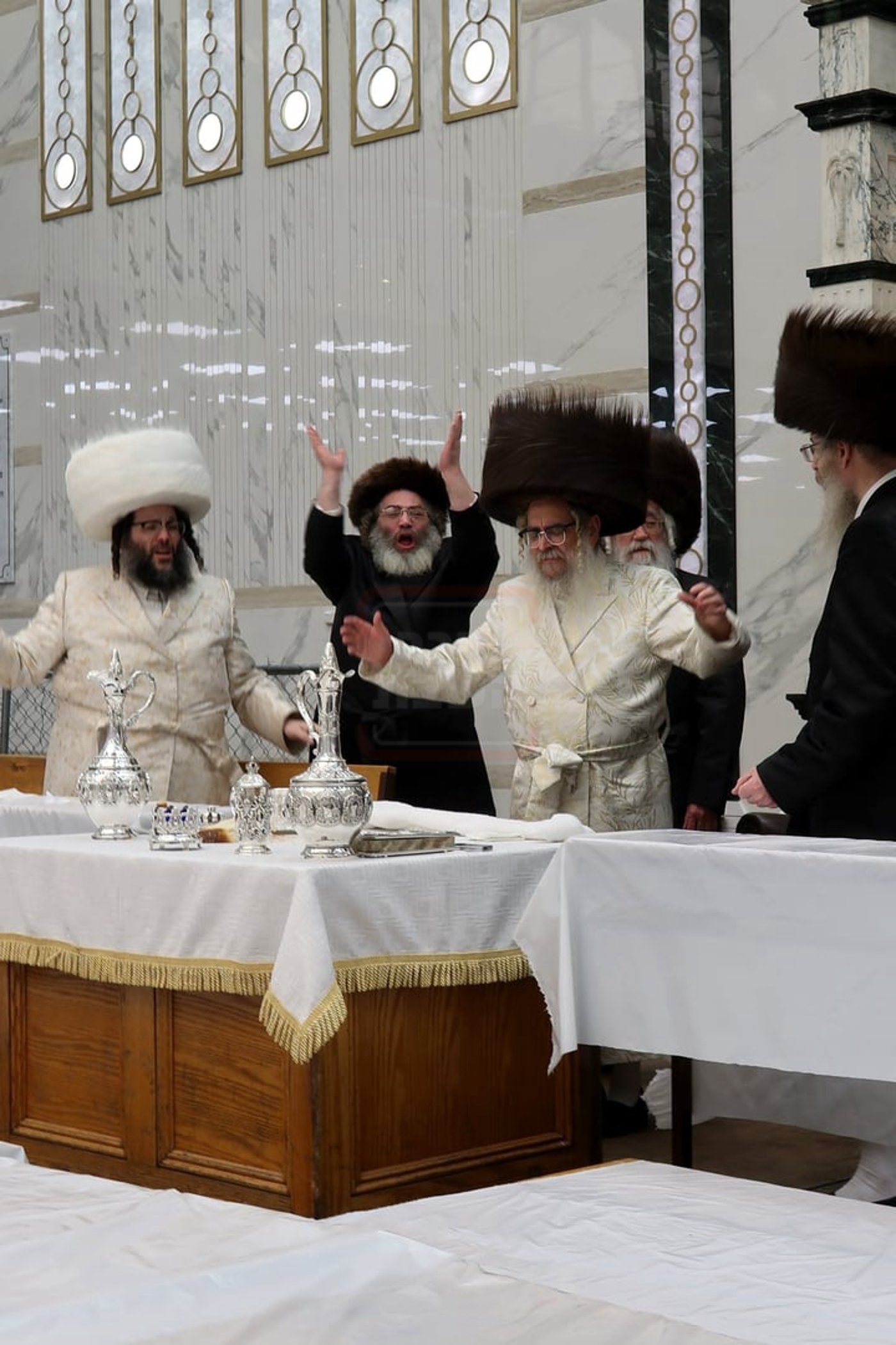 פורים בחצה"ק סאטמר