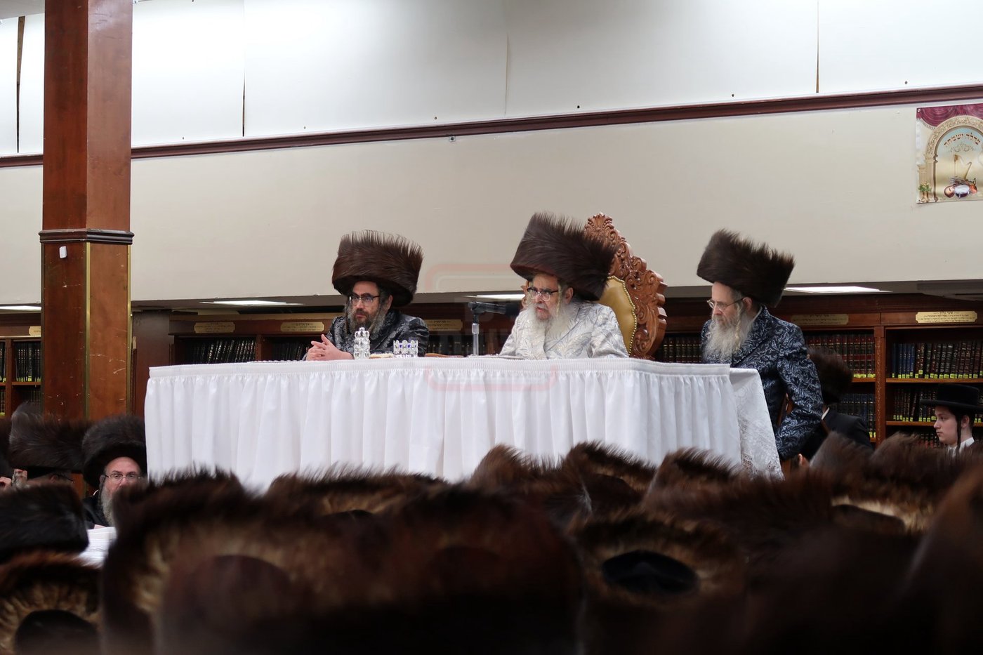 פורים בחצה"ק סאטמר