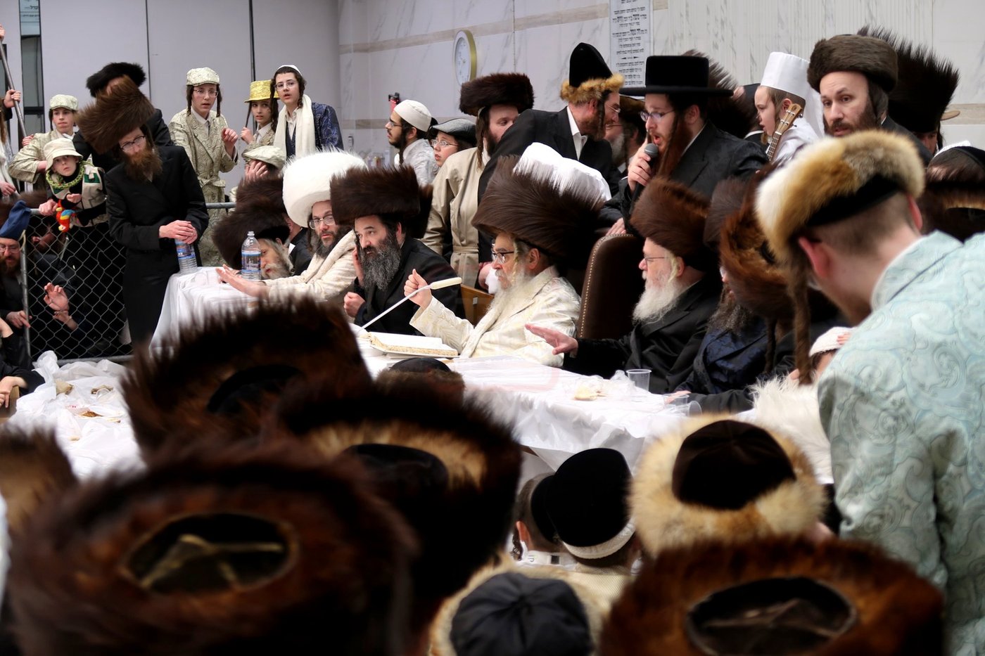 פורים בחצה"ק סאטמר