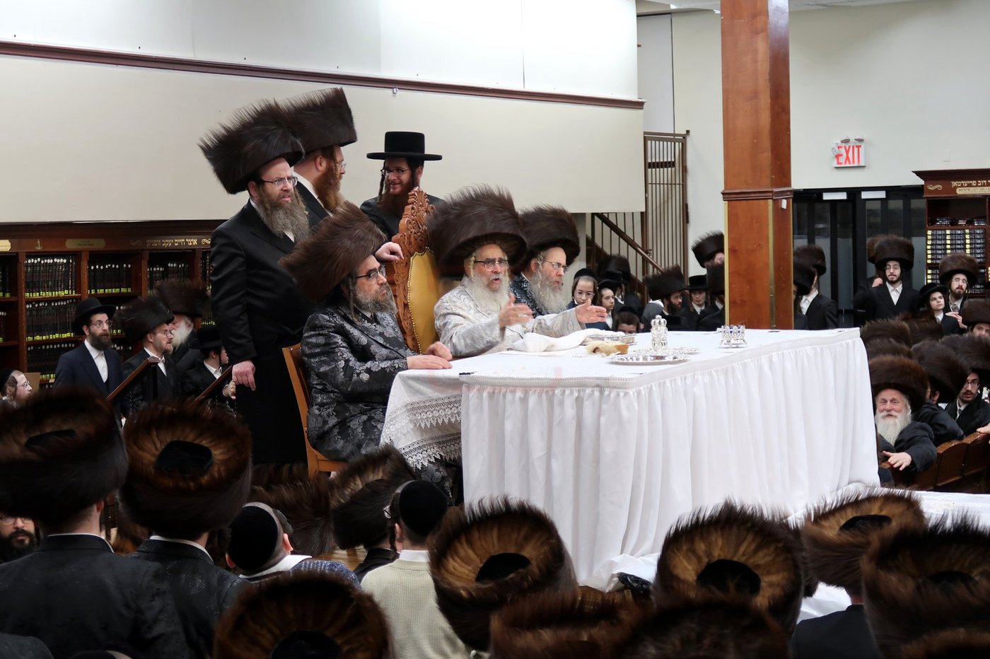 פורים בחצה"ק סאטמר