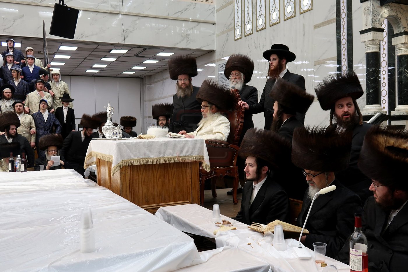 פורים בחצה"ק סאטמר