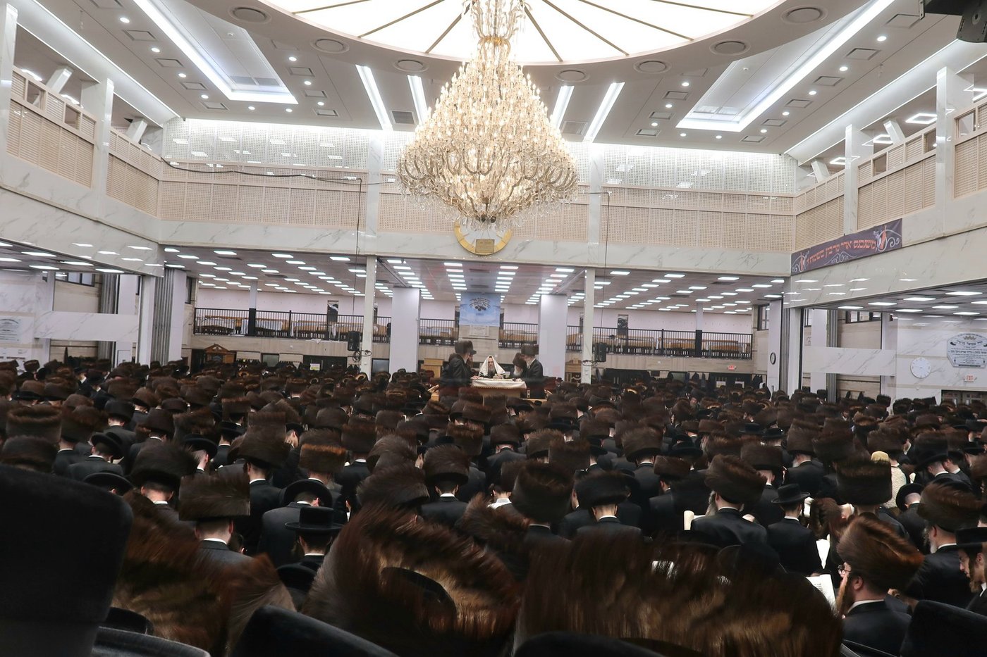 פורים בחצה"ק סאטמר