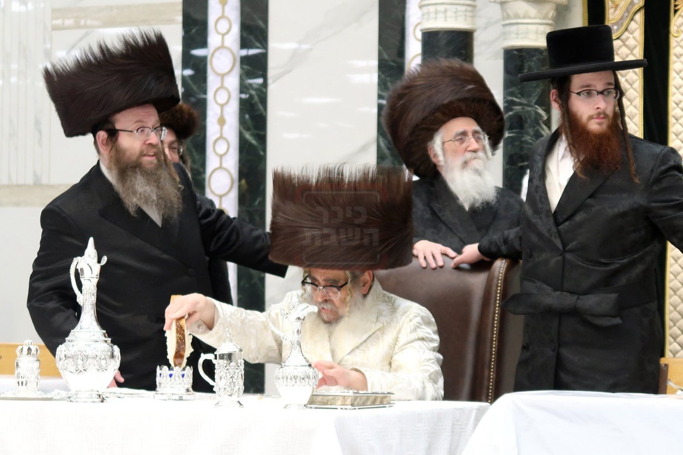 פורים בחצה"ק סאטמר