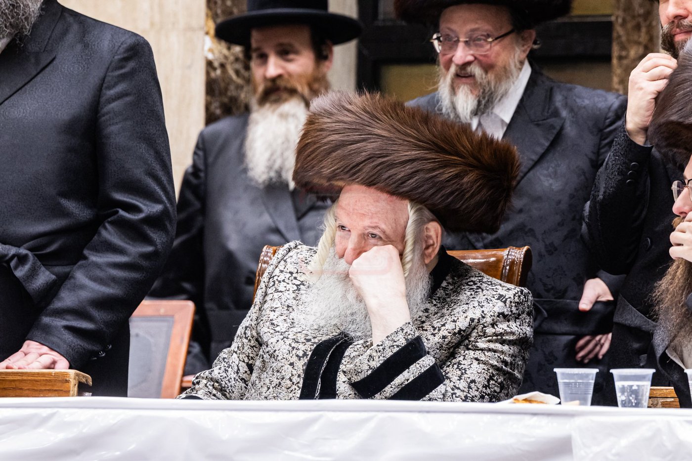 פורים בחצה"ק באבוב