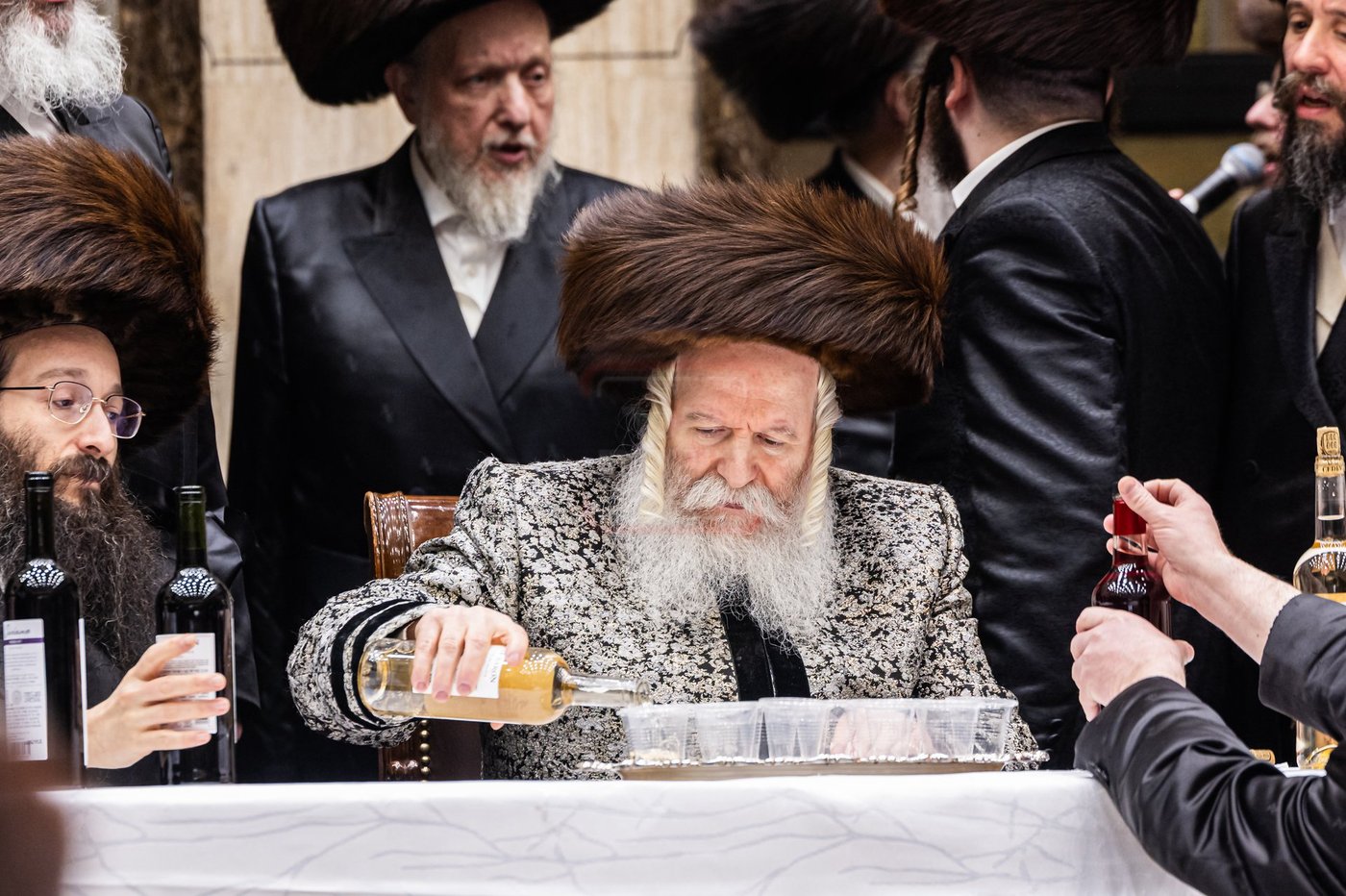 פורים בחצה"ק באבוב