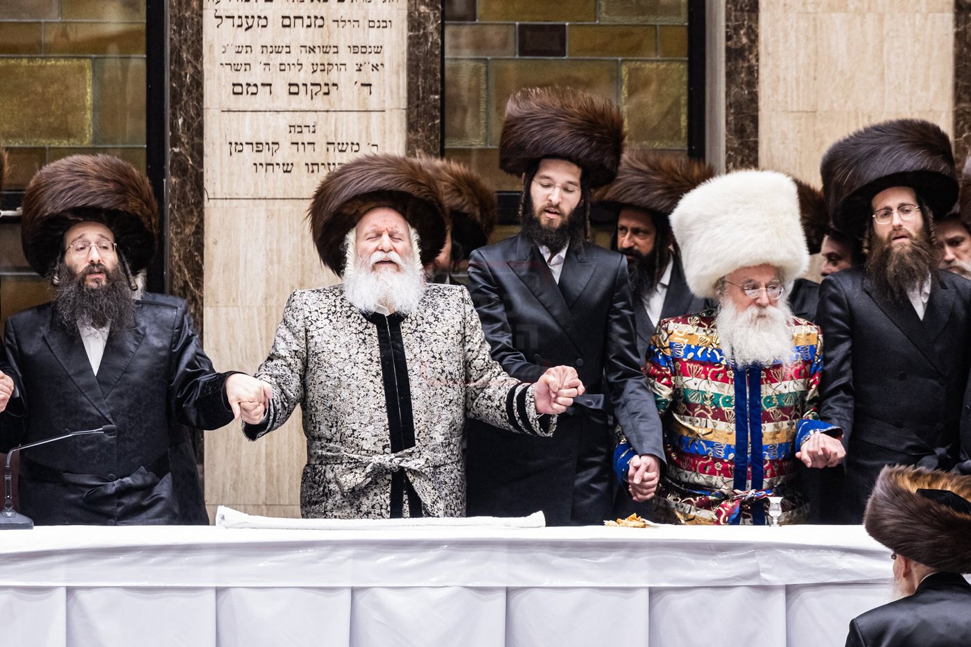 פורים בחצה"ק באבוב