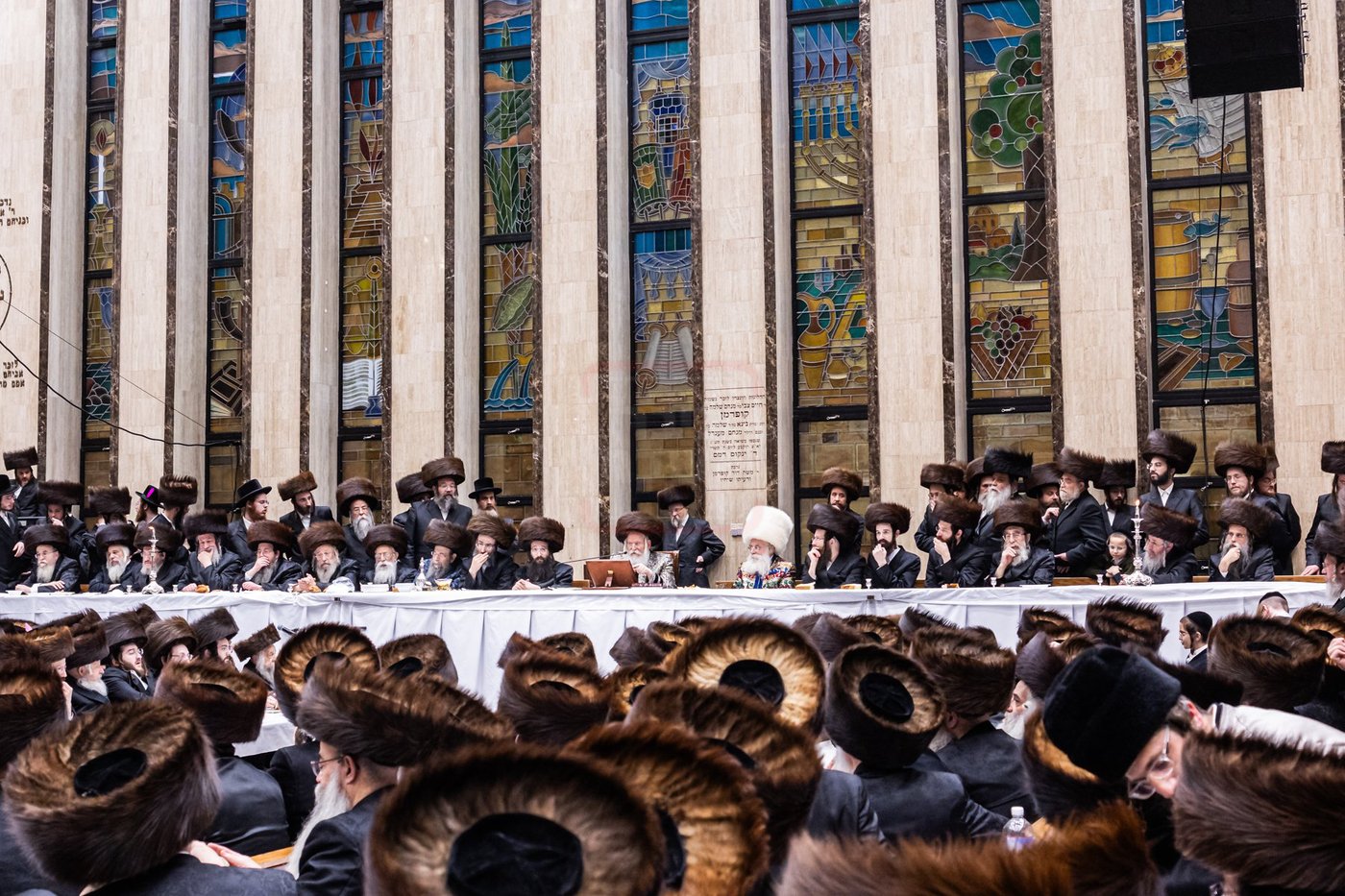 פורים בחצה"ק באבוב