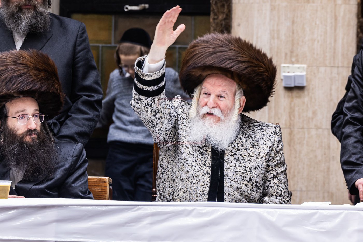 פורים בחצה"ק באבוב